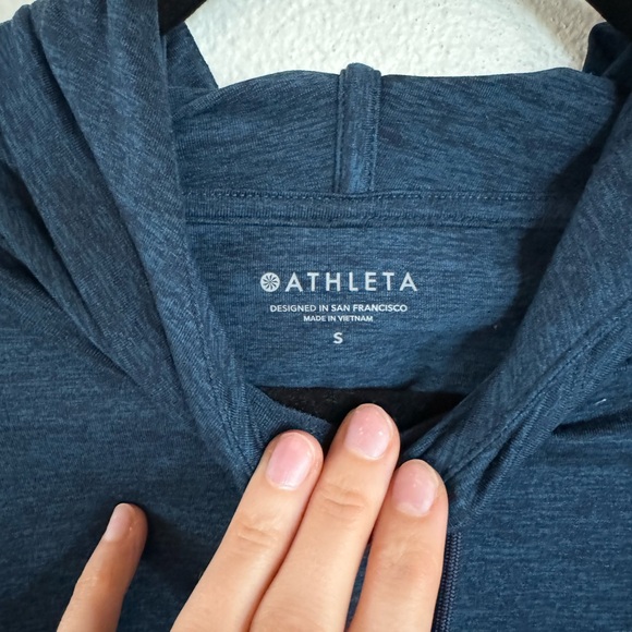 Athleta Blue Hooded Long Sleeve Top, Size Small - Picture 2 of 4